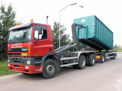 Vehuur van containers en transport in Gemert, Handel, Elsendorp, Bakel, De Mortel, Bakel